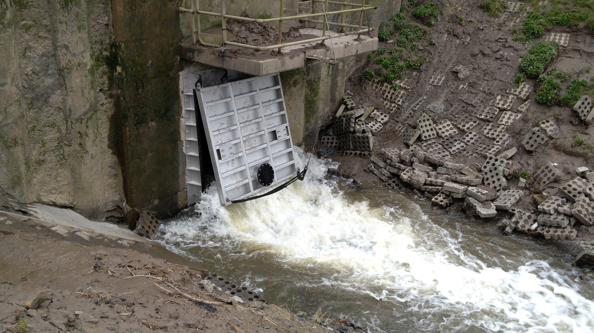 Water level control & liquid filtration solutions